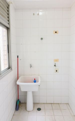 Apartamento à venda com 70m², 3 quartos e 2 vagasCozinha e Área de Serviço