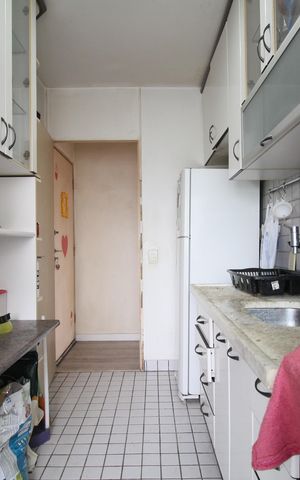 Apartamento à venda com 68m², 3 quartos e 2 vagasCozinha