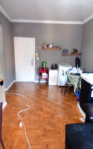 Apartamento à venda com 80m², 2 quartos e sem vagaSala