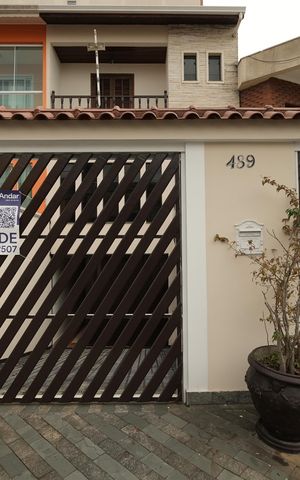 Casa para alugar com 242m², 3 quartos e 5 vagasPlaca