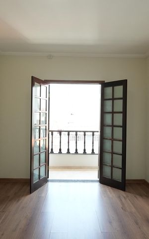 Casa para alugar com 242m², 3 quartos e 5 vagasQuarto Suite 3