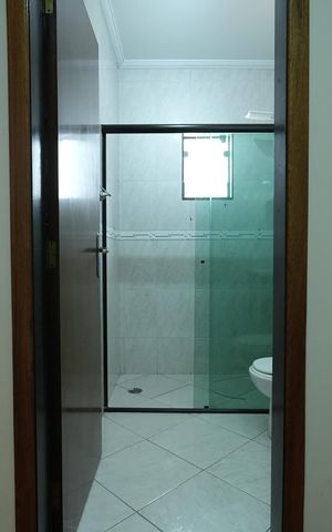 Casa para alugar com 242m², 3 quartos e 5 vagasBanheiro da Suíte 1