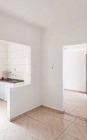 Casa para alugar com 80m², 2 quartos e 1 vaga Casa para alugar com 80m², 2 quartos e 1 vagaSala