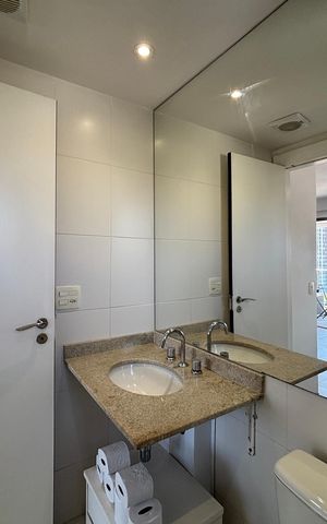 Studio à venda com 32m², 1 quarto e 1 vaga Studio à venda com 32m², 1 quarto e 1 vagaBanheiro social