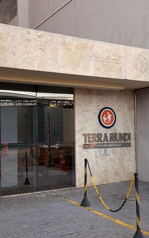 Apartamento à venda com 65m², 2 quartos e 1 vagaFachada do Prédio