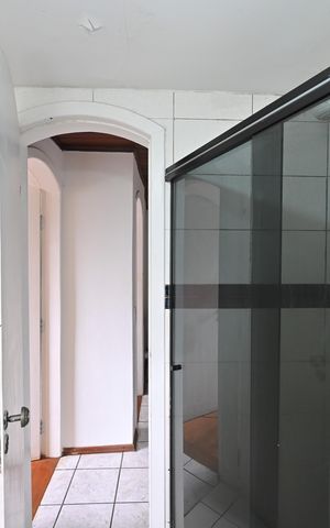 Apartamento à venda com 54m², 2 quartos e 1 vagaBanheiro Social