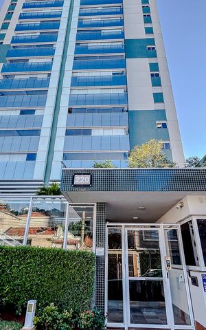 Apartamento à venda com 164m², 3 quartos e 4 vagasFachada com Plaquinha