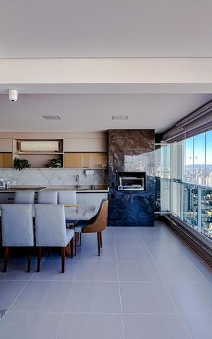 Apartamento à venda com 164m², 3 quartos e 4 vagasVaranda