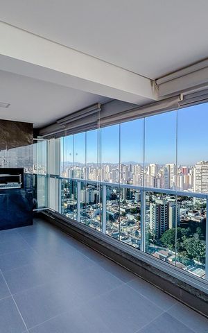 Apartamento à venda com 164m², 3 quartos e 4 vagasVaranda