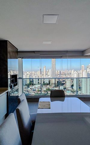 Apartamento à venda com 164m², 3 quartos e 4 vagasVaranda