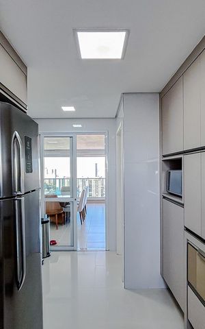 Apartamento à venda com 164m², 3 quartos e 4 vagasCozinha