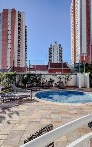 Apartamento à venda com 164m², 3 quartos e 4 vagasÁrea comum - Piscina