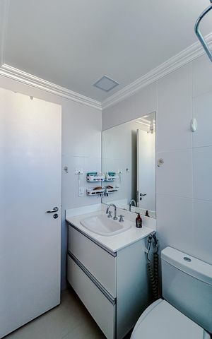 Apartamento à venda com 164m², 3 quartos e 4 vagasBanheiro da Suíte 2