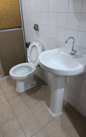 Casa para alugar com 150m², 3 quartos e 3 vagasBanheiro