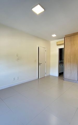 Casa de condomínio para alugar com 205m², 3 quartos e 3 vagas Casa de condomínio para alugar com 205m², 3 quartos e 3 vagasSuíte 3