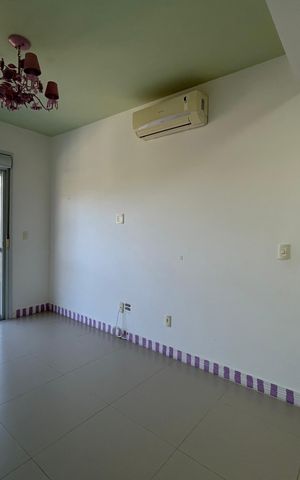 Casa de condomínio para alugar com 205m², 3 quartos e 3 vagas Casa de condomínio para alugar com 205m², 3 quartos e 3 vagasSuíte 2