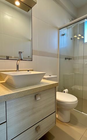 Casa de condomínio para alugar com 205m², 3 quartos e 3 vagas Casa de condomínio para alugar com 205m², 3 quartos e 3 vagasBanheiro suíte 2
