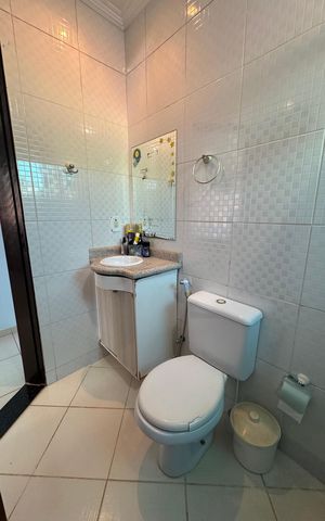 Casa à venda com 390m², 6 quartos e 7 vagas Casa à venda com 390m², 6 quartos e 7 vagasBanheiro da Suíte 2 Anexo 1