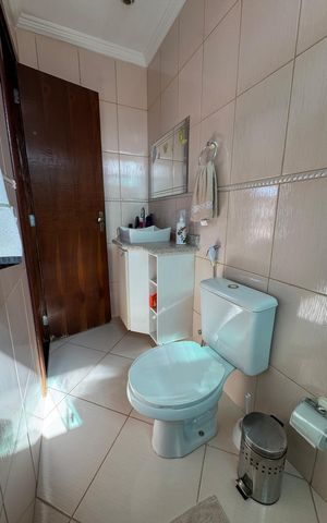 Casa à venda com 390m², 6 quartos e 7 vagas Casa à venda com 390m², 6 quartos e 7 vagasBanheiro da Suíte 1 Anexo 1