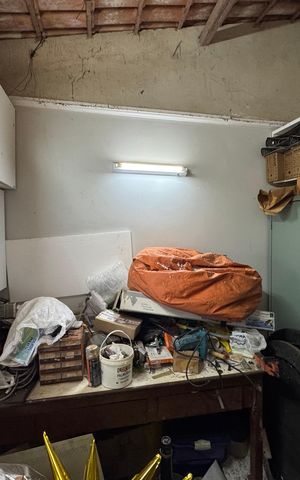 Casa à venda com 390m², 6 quartos e 7 vagas Casa à venda com 390m², 6 quartos e 7 vagasQuarto 1 Anexo 2