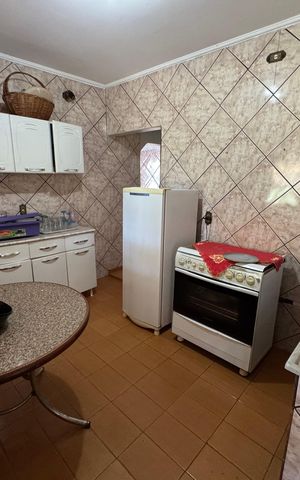 Casa à venda com 390m², 6 quartos e 7 vagas Casa à venda com 390m², 6 quartos e 7 vagasCozinha Anexo 2