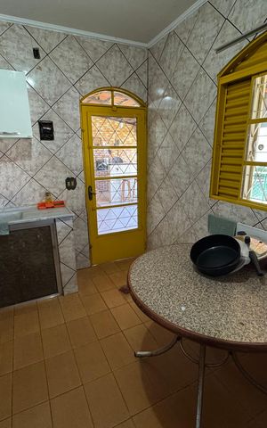 Casa à venda com 390m², 6 quartos e 7 vagas Casa à venda com 390m², 6 quartos e 7 vagasCozinha Anexo 2
