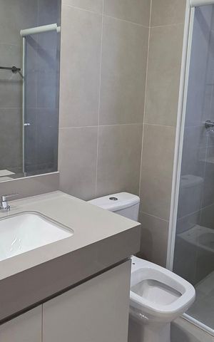 Casa de condomínio para alugar com 230m², 3 quartos e 2 vagas Casa de condomínio para alugar com 230m², 3 quartos e 2 vagasBanheiro