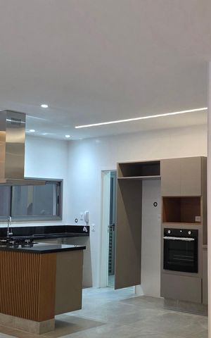 Casa de condomínio para alugar com 230m², 3 quartos e 2 vagas Casa de condomínio para alugar com 230m², 3 quartos e 2 vagasCozinha