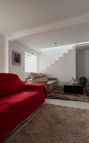 Casa para alugar com 130m², 2 quartos e 2 vagas Casa para alugar com 130m², 2 quartos e 2 vagasSala