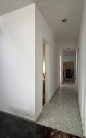 Casa para alugar com 130m², 2 quartos e 2 vagas Casa para alugar com 130m², 2 quartos e 2 vagasCorredor