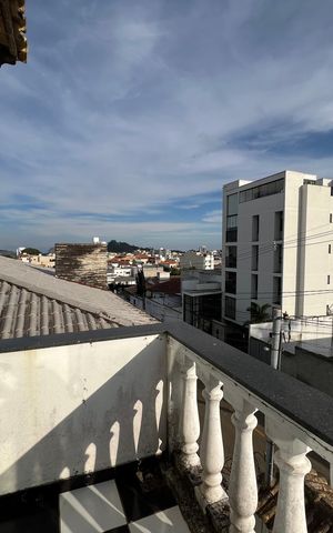Casa para alugar com 280m², 2 quartos e 2 vagas Casa para alugar com 280m², 2 quartos e 2 vagasVista da Sacada