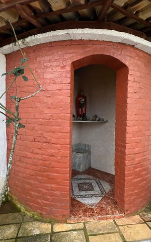 Casa para alugar com 280m², 2 quartos e 2 vagas Casa para alugar com 280m², 2 quartos e 2 vagasÁrea comum - capela