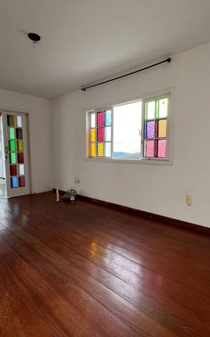 Casa para alugar com 360m², 4 quartos e 3 vagas Casa para alugar com 360m², 4 quartos e 3 vagasSuíte 1