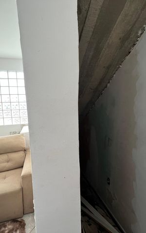 Casa para alugar com 360m², 4 quartos e 3 vagas Casa para alugar com 360m², 4 quartos e 3 vagasDetalhe Sala