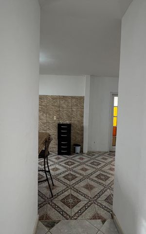 Casa para alugar com 360m², 4 quartos e 3 vagas Casa para alugar com 360m², 4 quartos e 3 vagasCorredor
