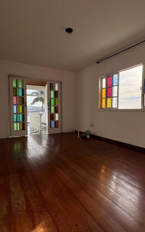 Casa para alugar com 360m², 4 quartos e 3 vagas Casa para alugar com 360m², 4 quartos e 3 vagasSuíte 1