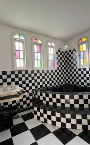 Casa para alugar com 360m², 4 quartos e 3 vagas Casa para alugar com 360m², 4 quartos e 3 vagasBanheiro da Suíte 1
