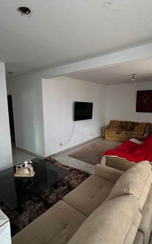 Casa para alugar com 360m², 4 quartos e 3 vagas Casa para alugar com 360m², 4 quartos e 3 vagasSala
