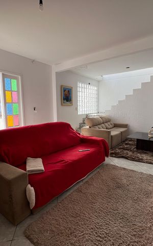 Casa para alugar com 360m², 4 quartos e 3 vagas Casa para alugar com 360m², 4 quartos e 3 vagasSala