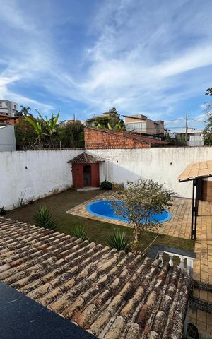 Casa para alugar com 360m², 4 quartos e 3 vagas Casa para alugar com 360m², 4 quartos e 3 vagasÁrea Externa