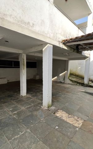 Casa para alugar com 360m², 4 quartos e 3 vagas Casa para alugar com 360m², 4 quartos e 3 vagasGaragem