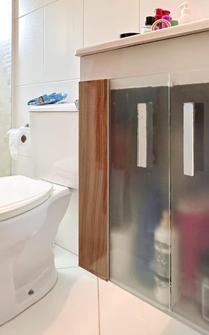 Casa à venda com 250m², 3 quartos e 2 vagas Casa à venda com 250m², 3 quartos e 2 vagasBanheiro da Suíte