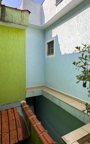 Casa à venda com 250m², 3 quartos e 2 vagas Casa à venda com 250m², 3 quartos e 2 vagasVista do Quarto 1