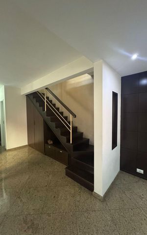 Casa de condomínio à venda com 103m², 3 quartos e 3 vagas Casa de condomínio à venda com 103m², 3 quartos e 3 vagasSala