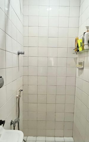 Apartamento para alugar com 80m², 2 quartos e 1 vaga Apartamento para alugar com 80m², 2 quartos e 1 vagaBanheiro de serviço
