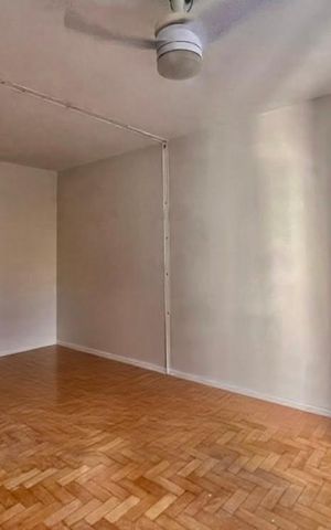 Apartamento para alugar com 80m², 2 quartos e 1 vaga Apartamento para alugar com 80m², 2 quartos e 1 vagaSala