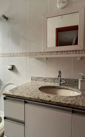 Apartamento para alugar com 81m², 2 quartos e 1 vaga Apartamento para alugar com 81m², 2 quartos e 1 vagaBanheiro