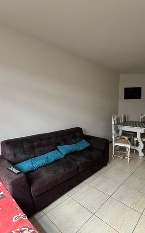 Apartamento para alugar com 81m², 2 quartos e 1 vaga Apartamento para alugar com 81m², 2 quartos e 1 vagaSala