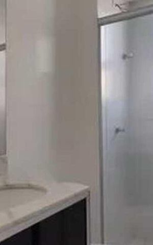 Apartamento para alugar com 47m², 2 quartos e 1 vaga Apartamento para alugar com 47m², 2 quartos e 1 vagaBanheiro social