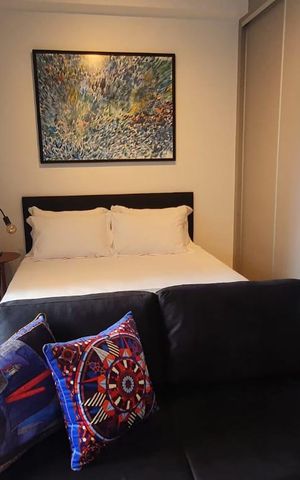 Apartamento à venda com 32m², 1 quarto e 1 vaga Apartamento à venda com 32m², 1 quarto e 1 vagaSala / Quarto